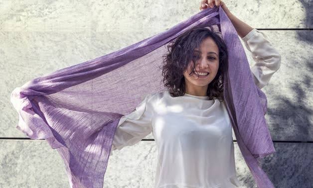 كورس العناية بالشعر